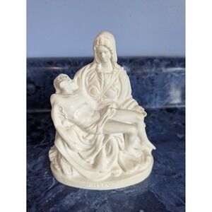Pieta Statue Virgin Mary Holding Jesus Sculpture Made Italy Religious‎ 5" x 3.5"
